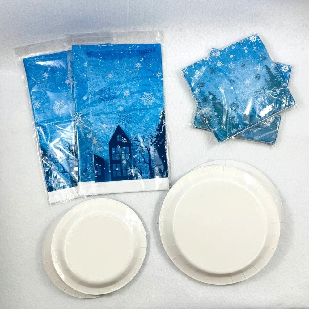 Winter Snowflake Scene Paper Plate & Napkins 10ct ea Plastic Tablecloth (2-Pack)